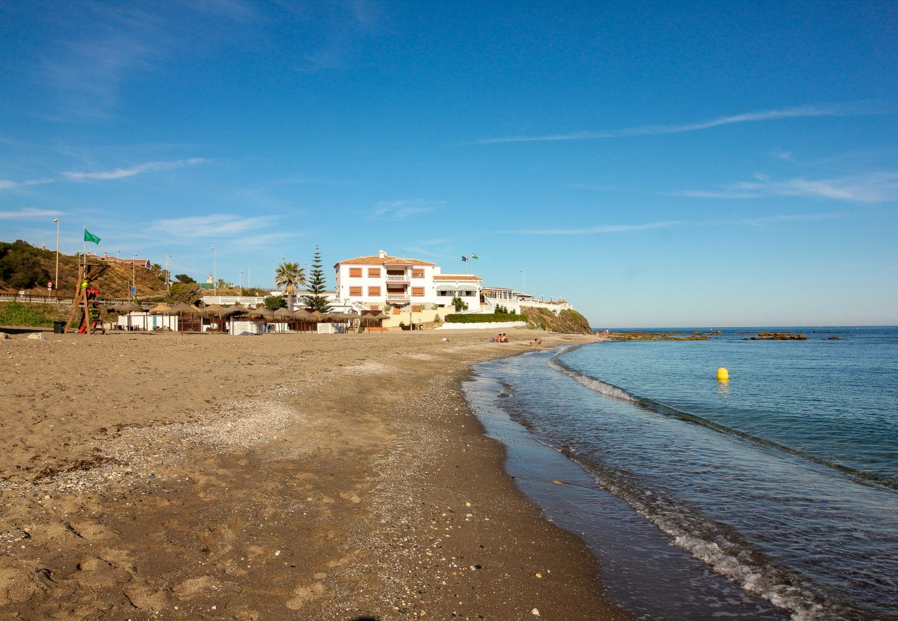 Apartamento en Mijas Costa - Spacious apartment in tranquil area near the beach