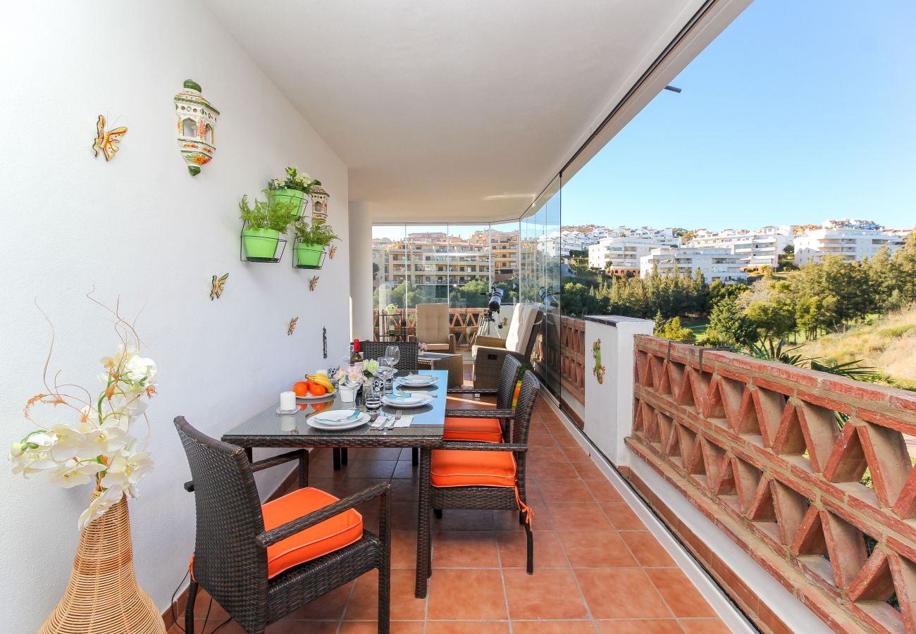 Apartamento en Mijas Costa - Amazing place with large terrace and BBQ