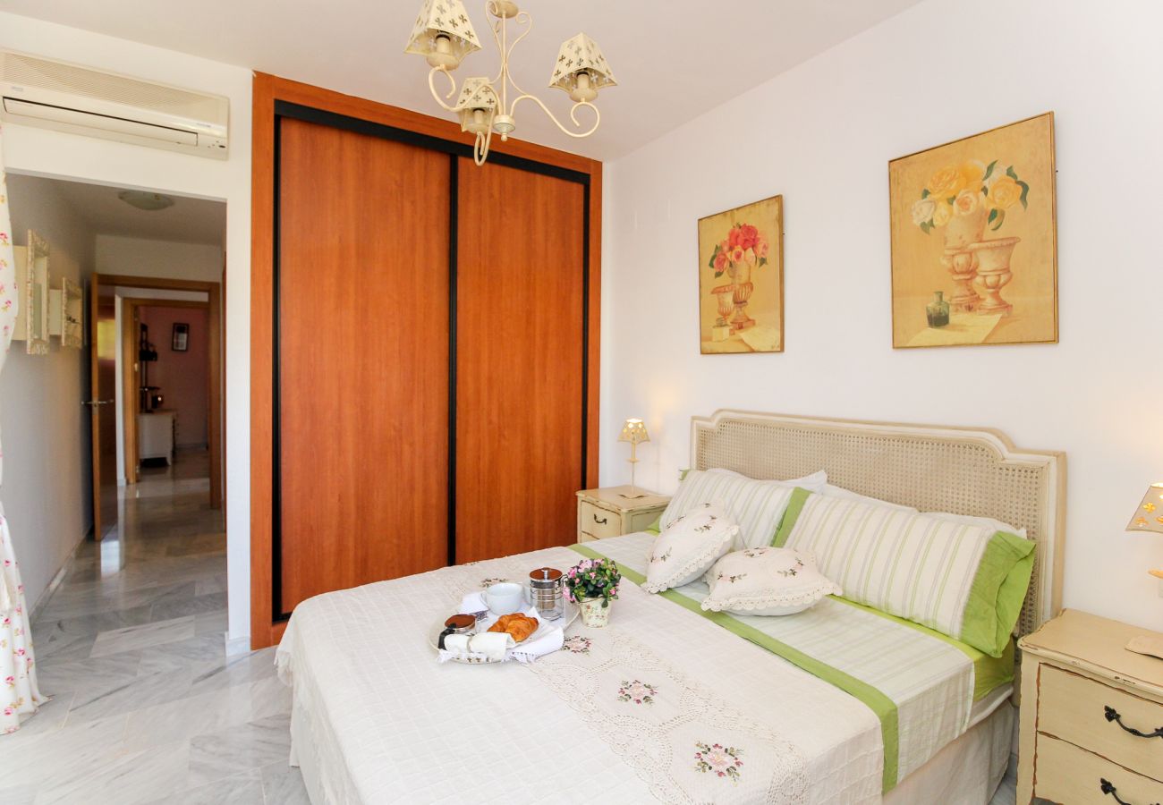 Apartamento en Mijas Costa - Amazing place with large terrace and BBQ