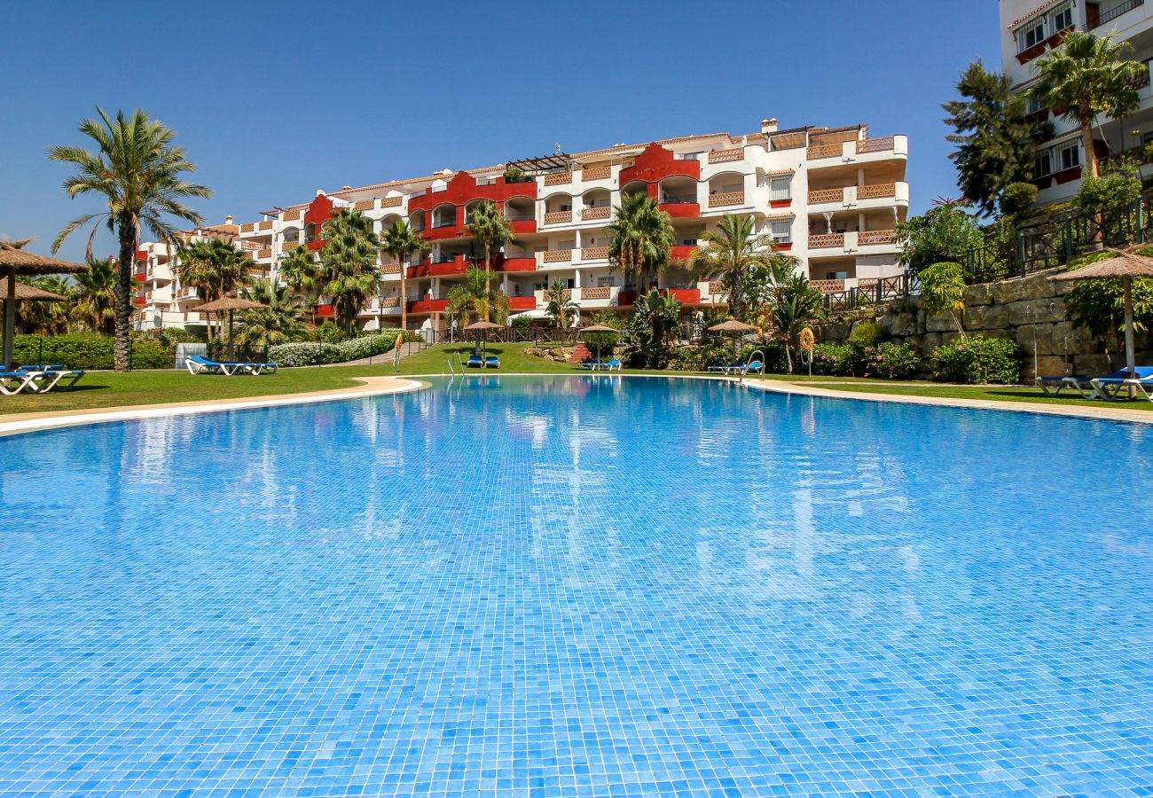 Apartamento en Mijas Costa - Amazing place with large terrace and BBQ