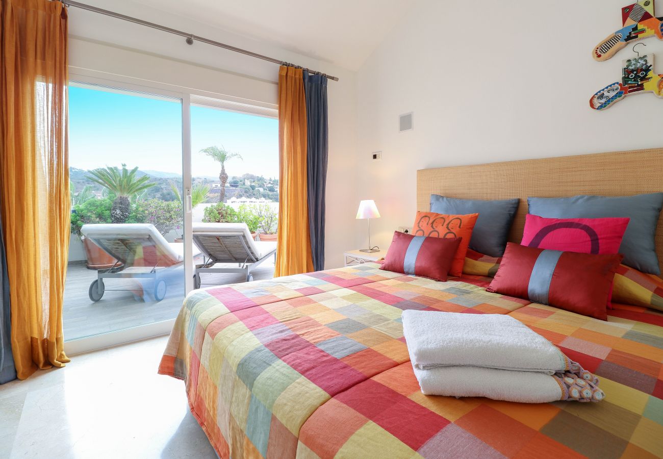 Apartamento en Marbella - Stunning Penthouse in Rio Real Golf