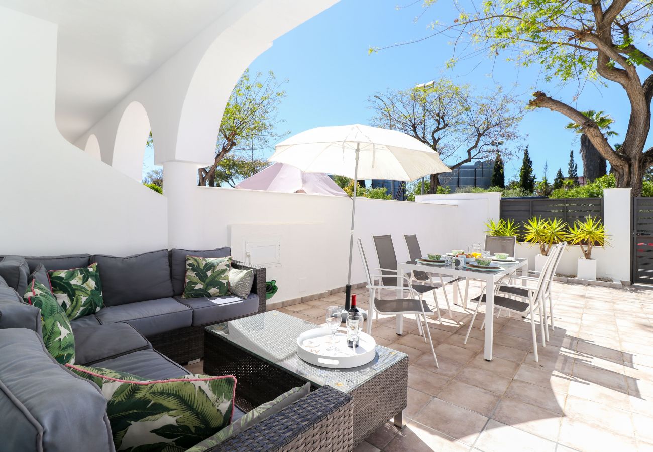 Casa adosada en Marbella - Superb townhouse with big sunny terrace