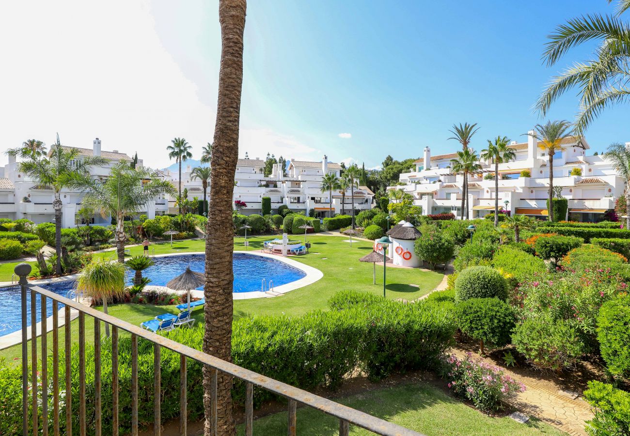 Apartamento en Marbella - Lujoso frente al mar con impresionantes vistas al mar - Los Monteros