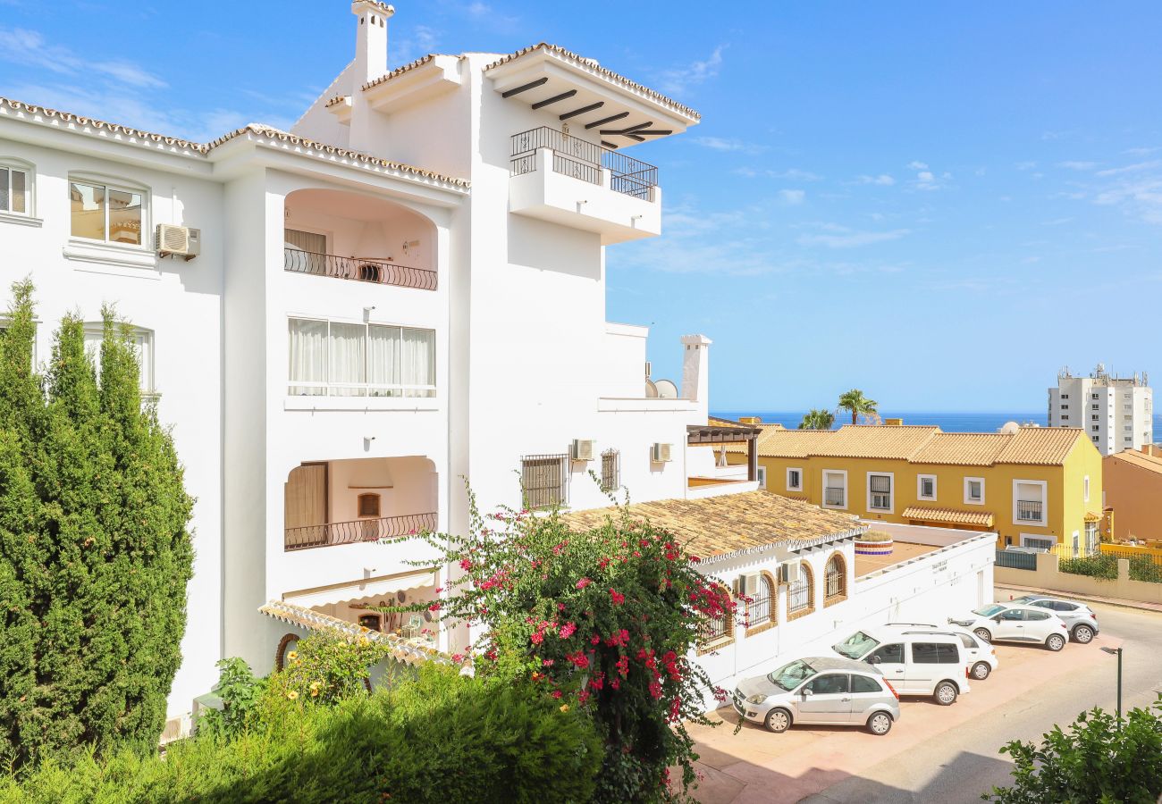 Apartamento en Mijas Costa - Club Calahonda con vista al mar - ubicación ideal