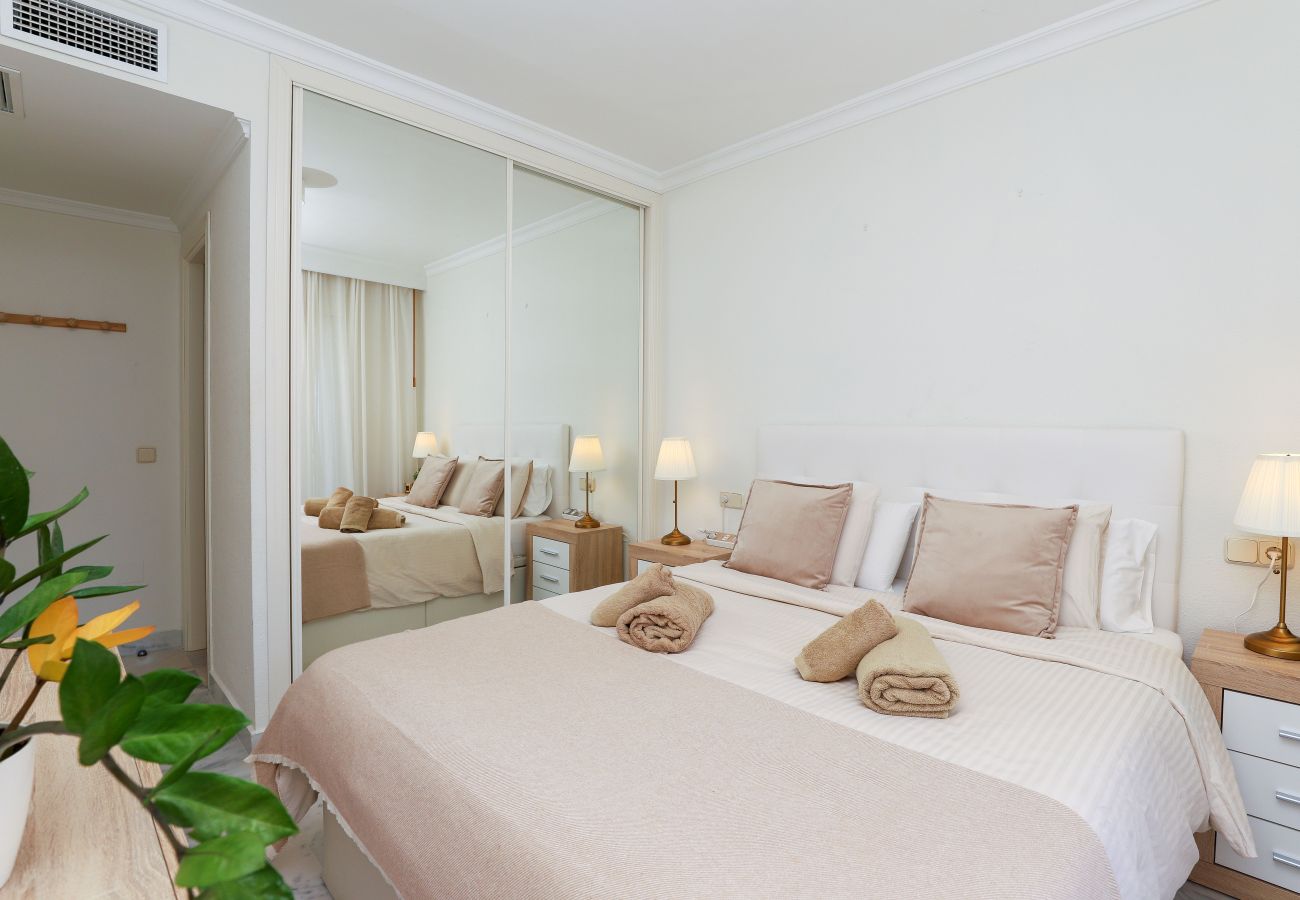 Apartamento en Nueva andalucia - Apartamento moderno cerca de Puerto Banús