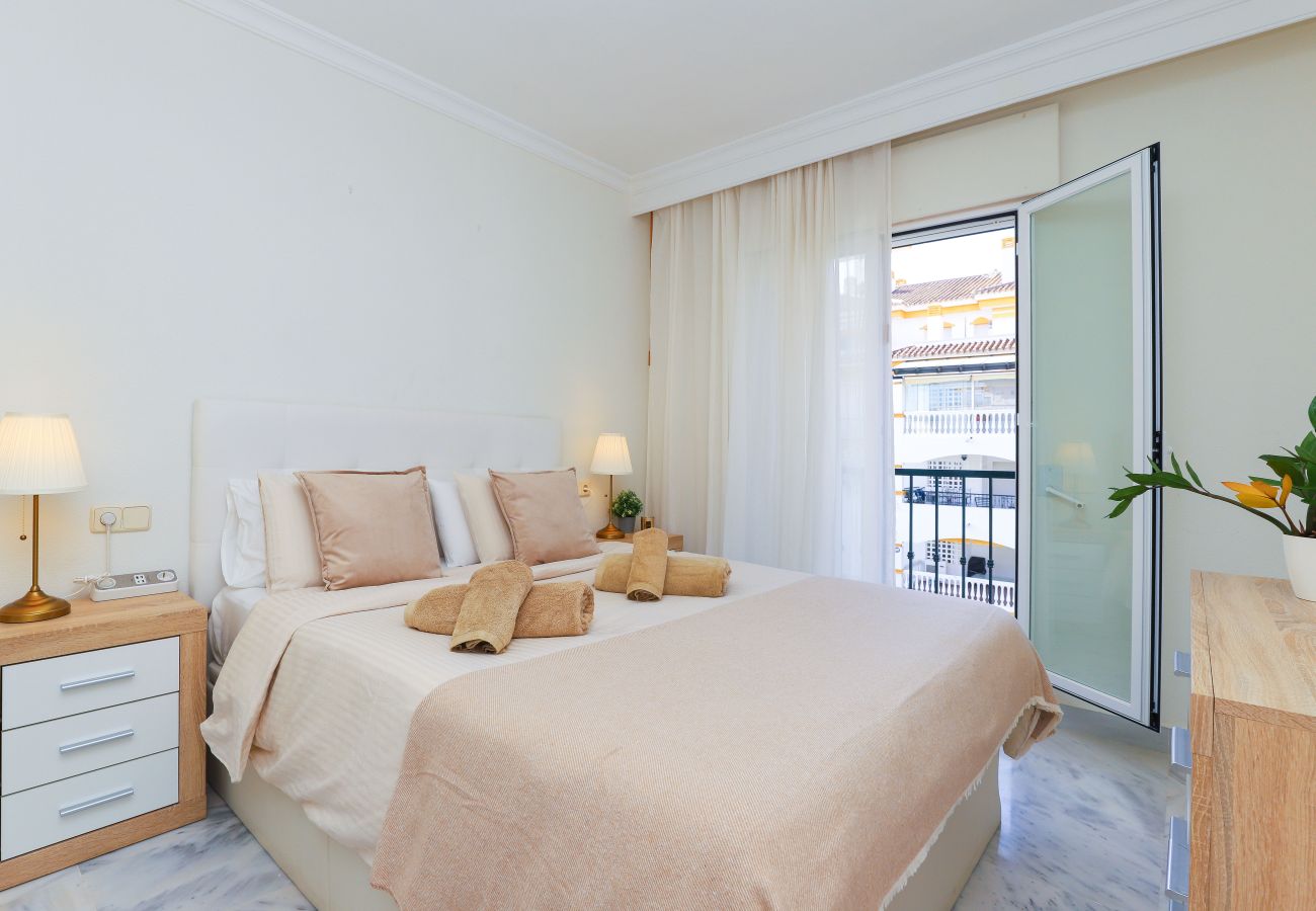 Apartamento en Nueva andalucia - Apartamento moderno cerca de Puerto Banús