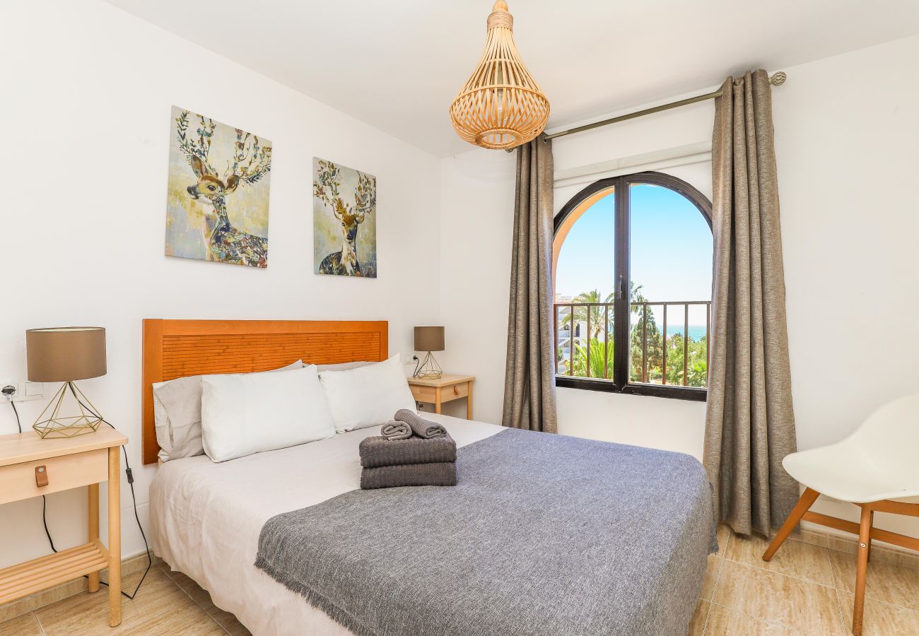 Apartamento en Mijas Costa - Delta Mar - vistas al mar, playa a 5 minutos a pie