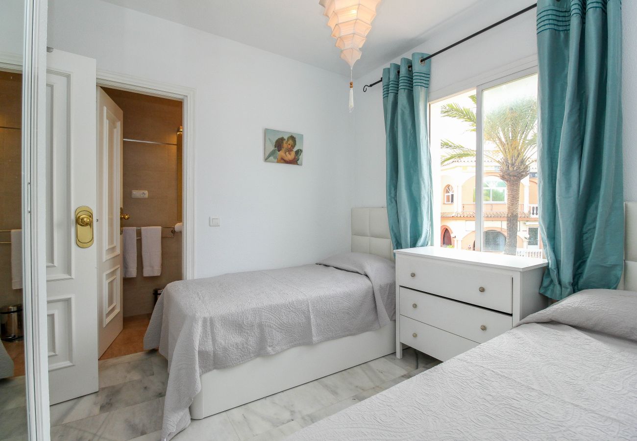 Apartamento en Mijas Costa - Duplex con jardín privado