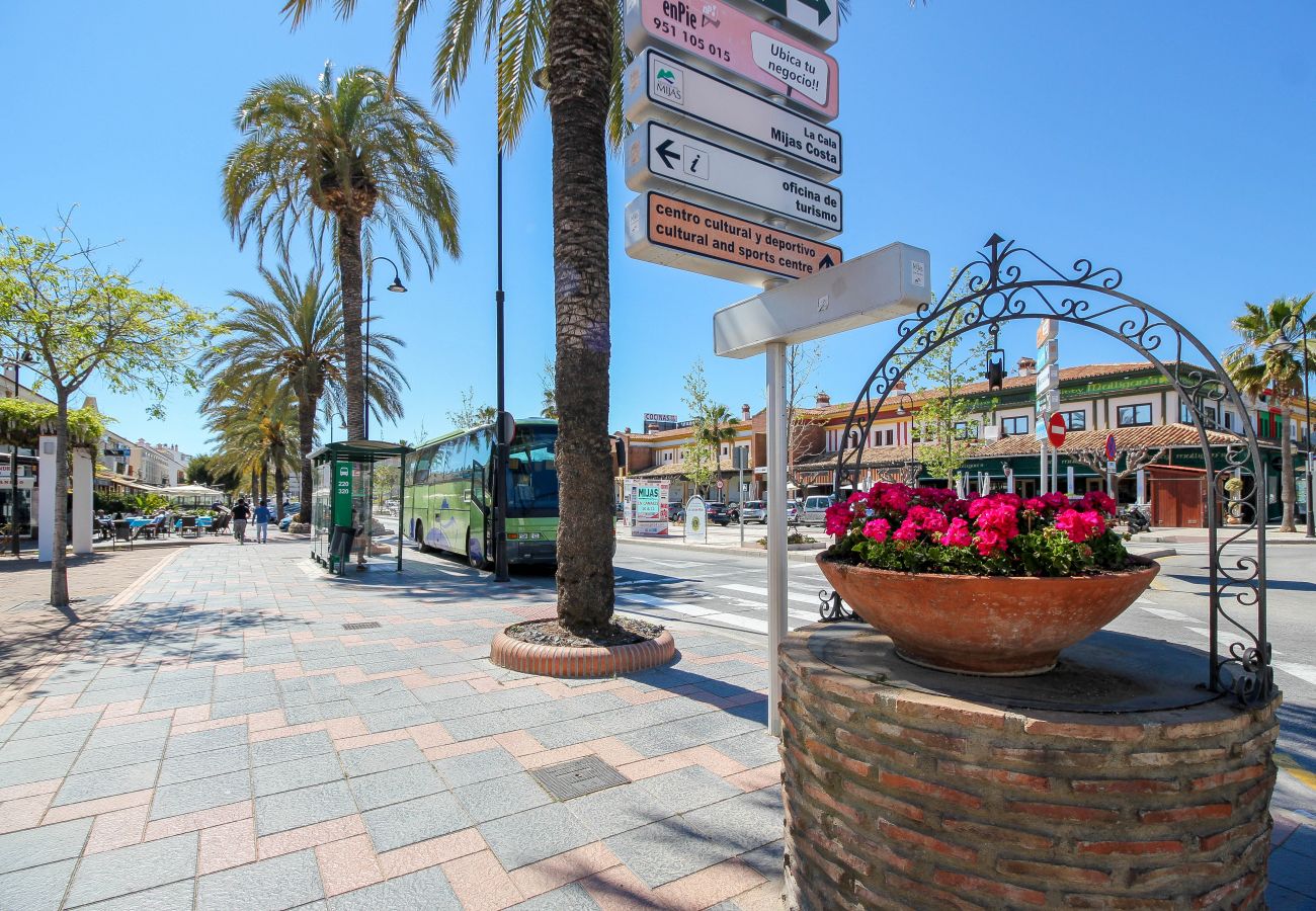 Appartement à Mijas Costa - La Cala apartment with sea views, close to beach