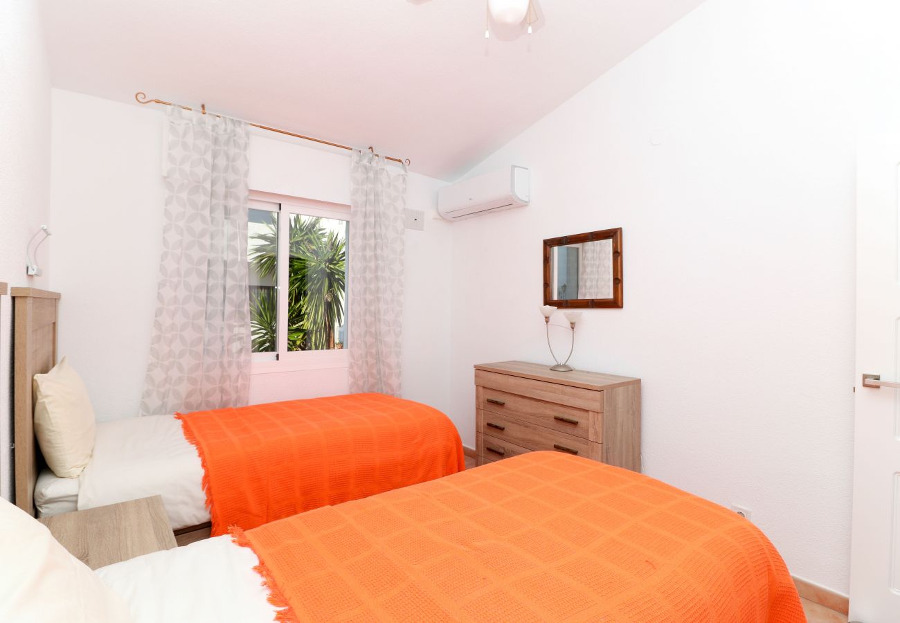 Apartment in Mijas Costa - La Cala apartment with sea views, close to beach