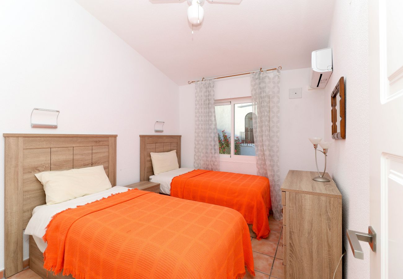 Apartment in Mijas Costa - La Cala apartment with sea views, close to beach