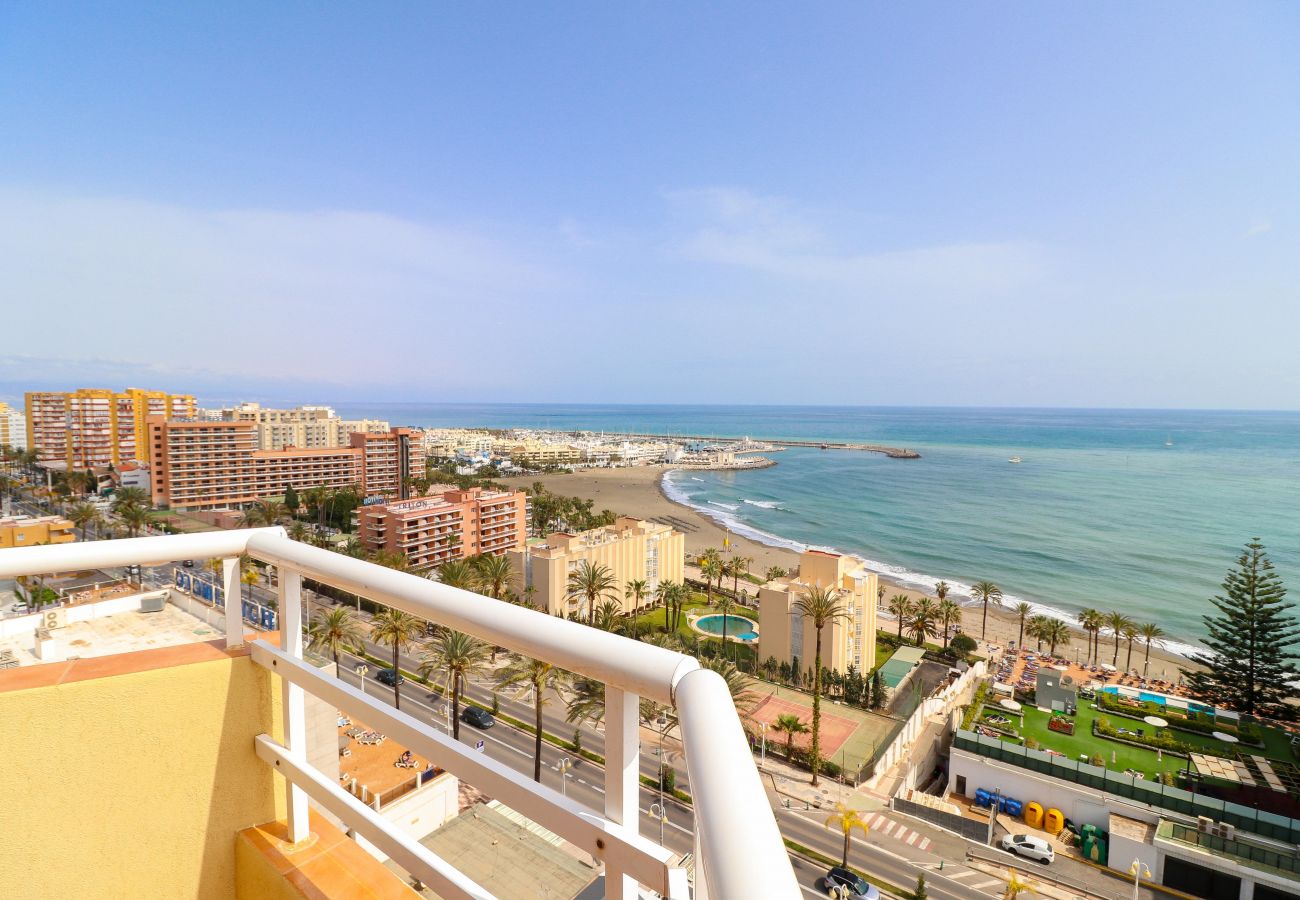 Apartment in Benalmádena - Panoramic penthouse near Benalmadena Port