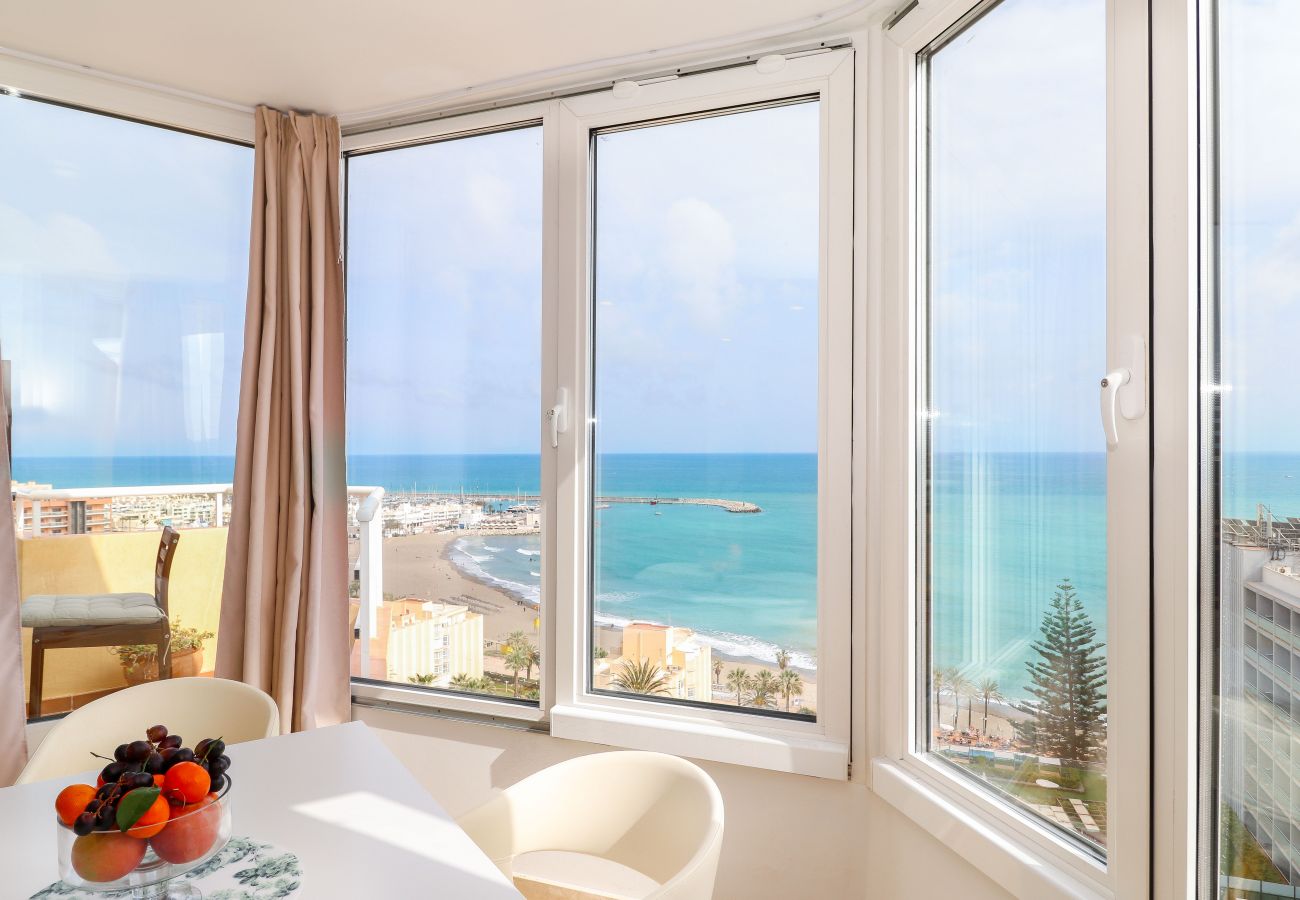 Apartment in Benalmádena - Panoramic penthouse near Benalmadena Port