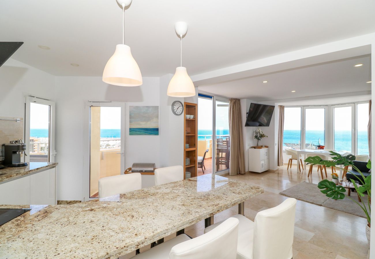 Apartment in Benalmádena - Panoramic penthouse near Benalmadena Port