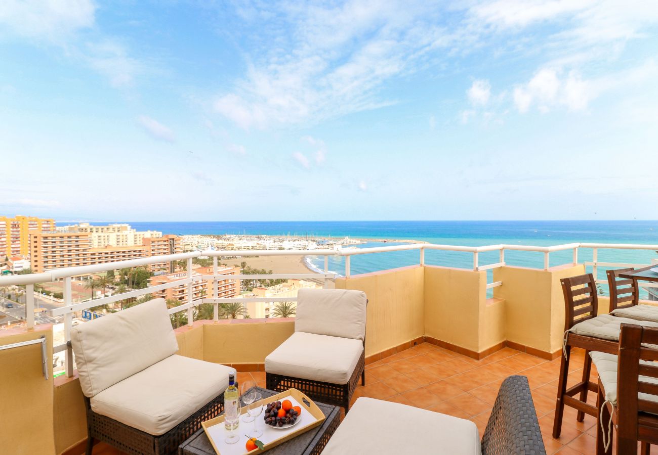 Apartment in Benalmádena - Panoramic penthouse near Benalmadena Port