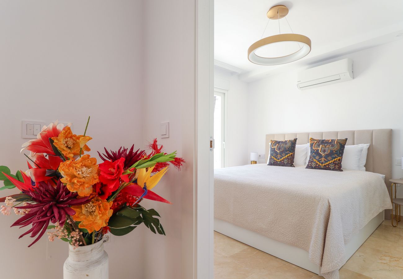 Apartment in Marbella - Playa Real beachfront luxury apartment