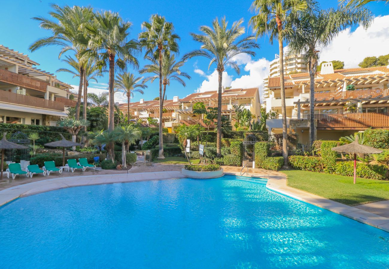 Apartment in Marbella - Stunning Penthouse in Rio Real Golf