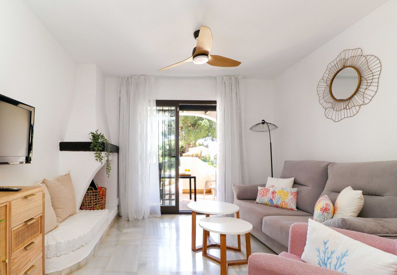 Apartment in Mijas Costa - Calahonda 2BED apartment - great location