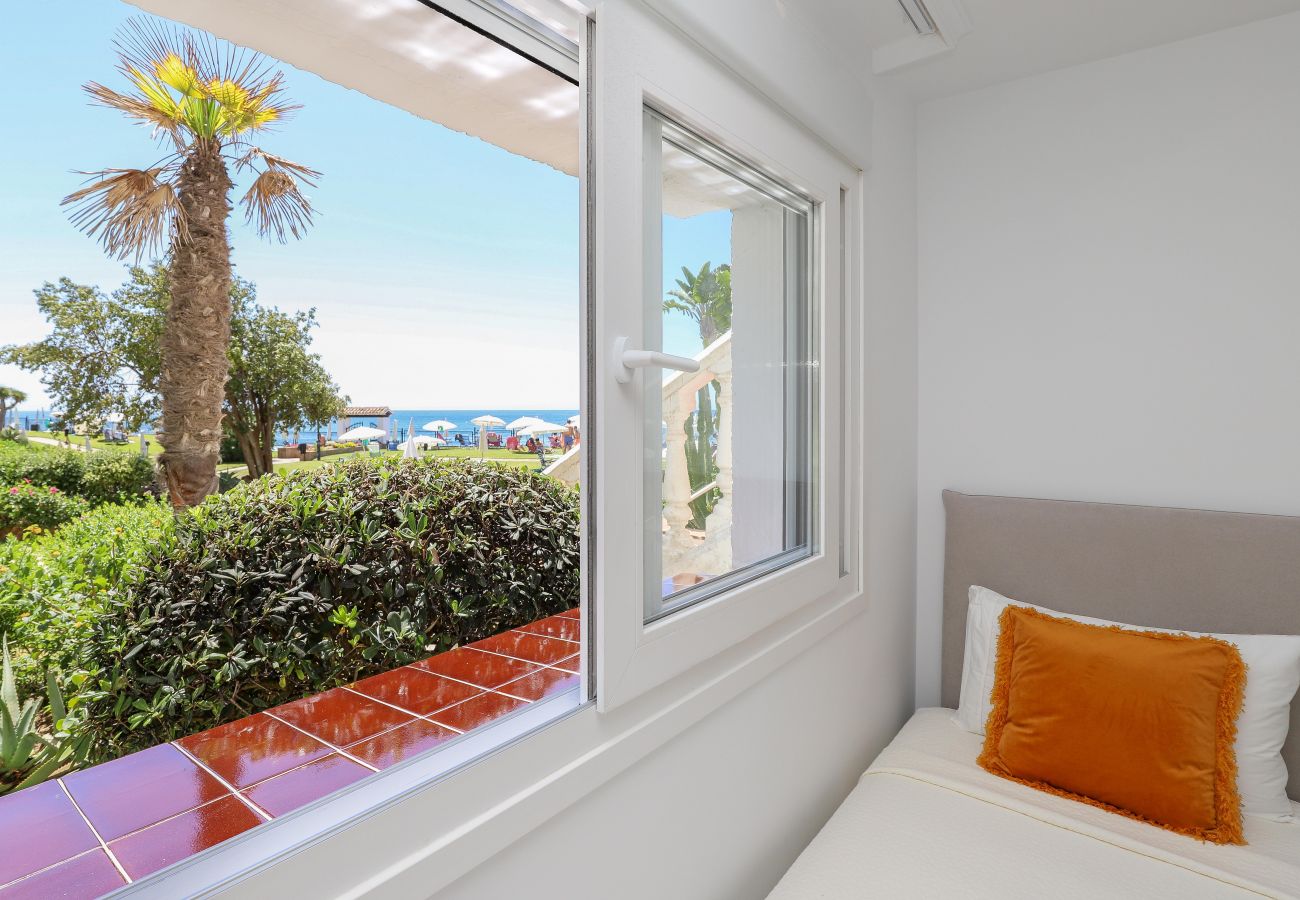 Apartment in Marbella - Luxury apartment with pool view - Playa Real beachfront