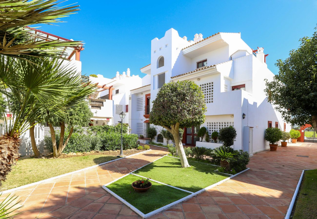 Apartment in San Pedro de Alcántara - 3-bedroom apartment in Noray - San Pedro beach