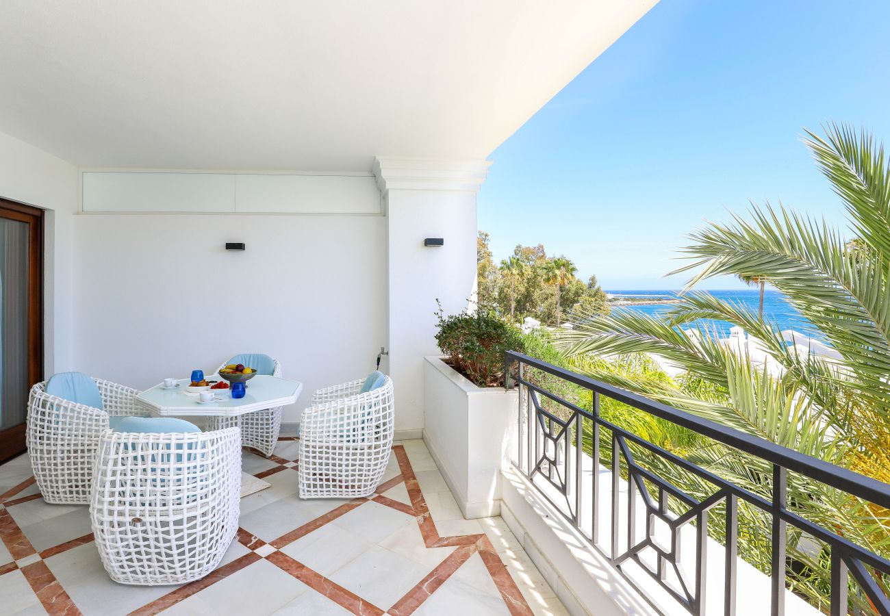 Apartment in Estepona - Doncella Beach luxury with ocean view