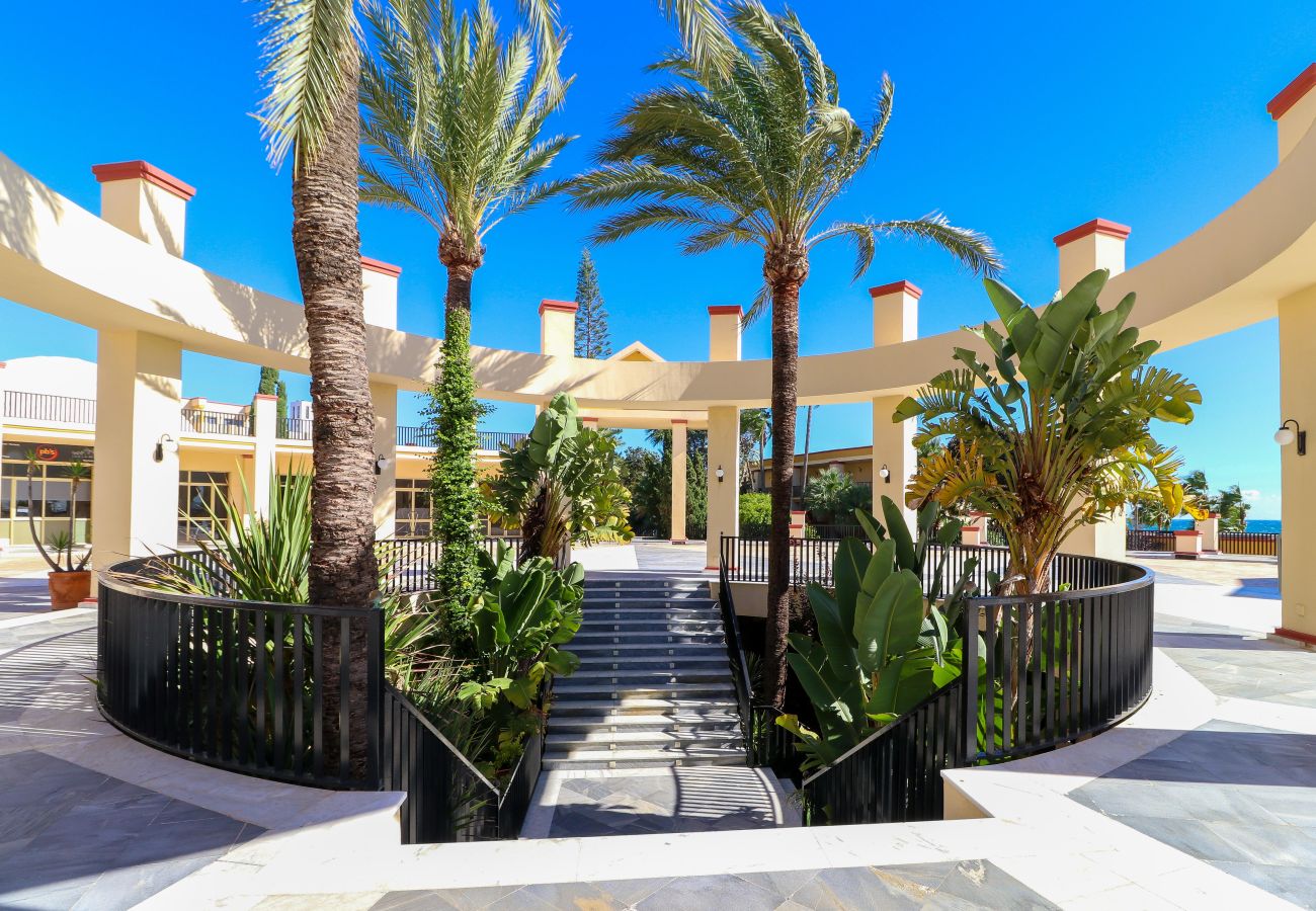 Apartment in Marbella - Romana Playa studio - beachfront complex Elviria