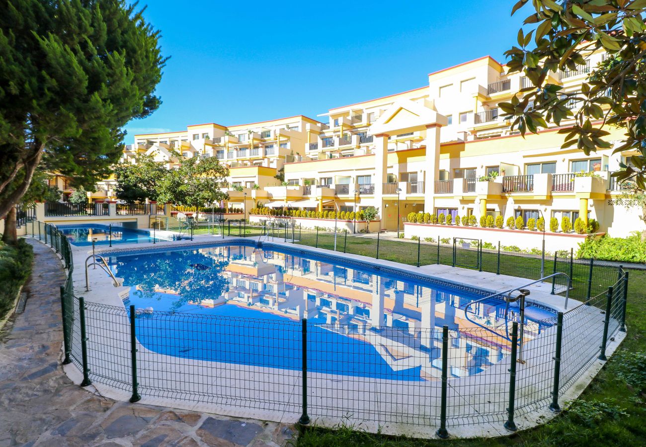 Apartment in Marbella - Romana Playa studio - beachfront complex Elviria