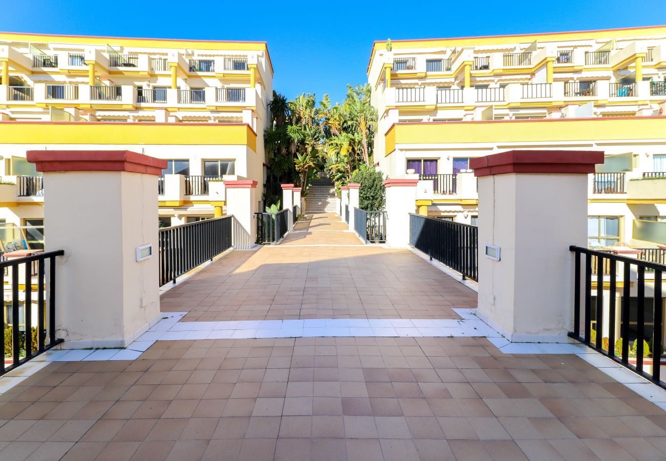 Apartment in Marbella - Romana Playa studio - beachfront complex Elviria