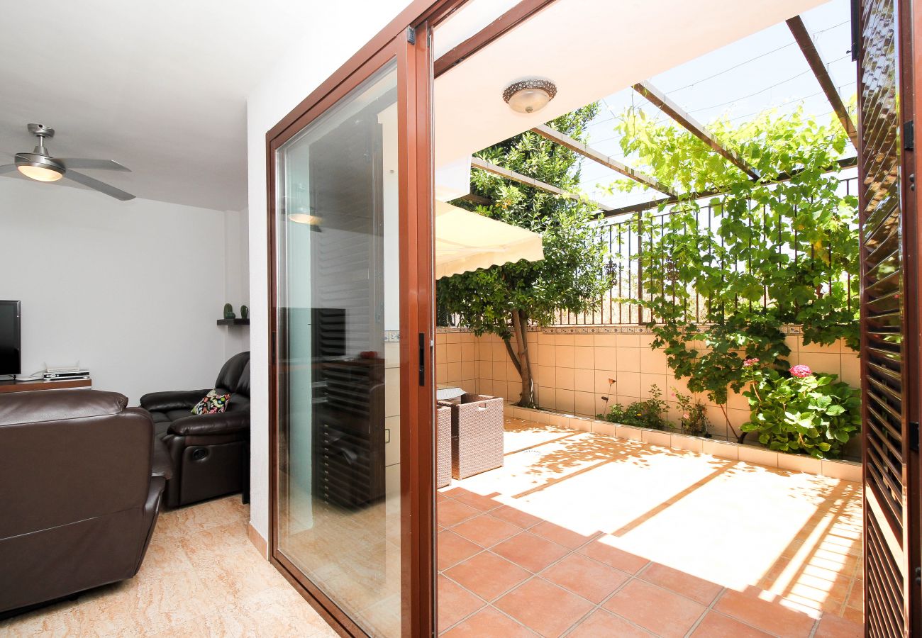 Таунхаус на La Cala de Mijas - La Cala townhouse, beach 400 m, roof terrace, BBQ