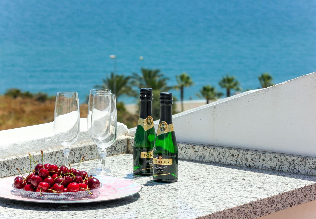 Таунхаус на La Cala de Mijas - La Cala townhouse, beach 400 m, roof terrace, BBQ