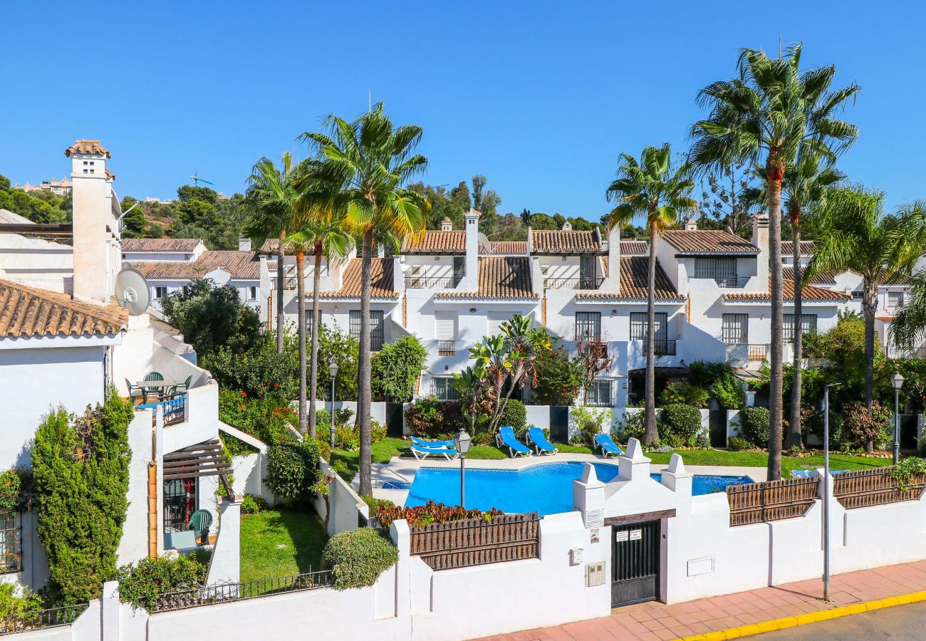 Таунхаус на Марбелья / Marbella - Los Naranjos Marbella townhouse