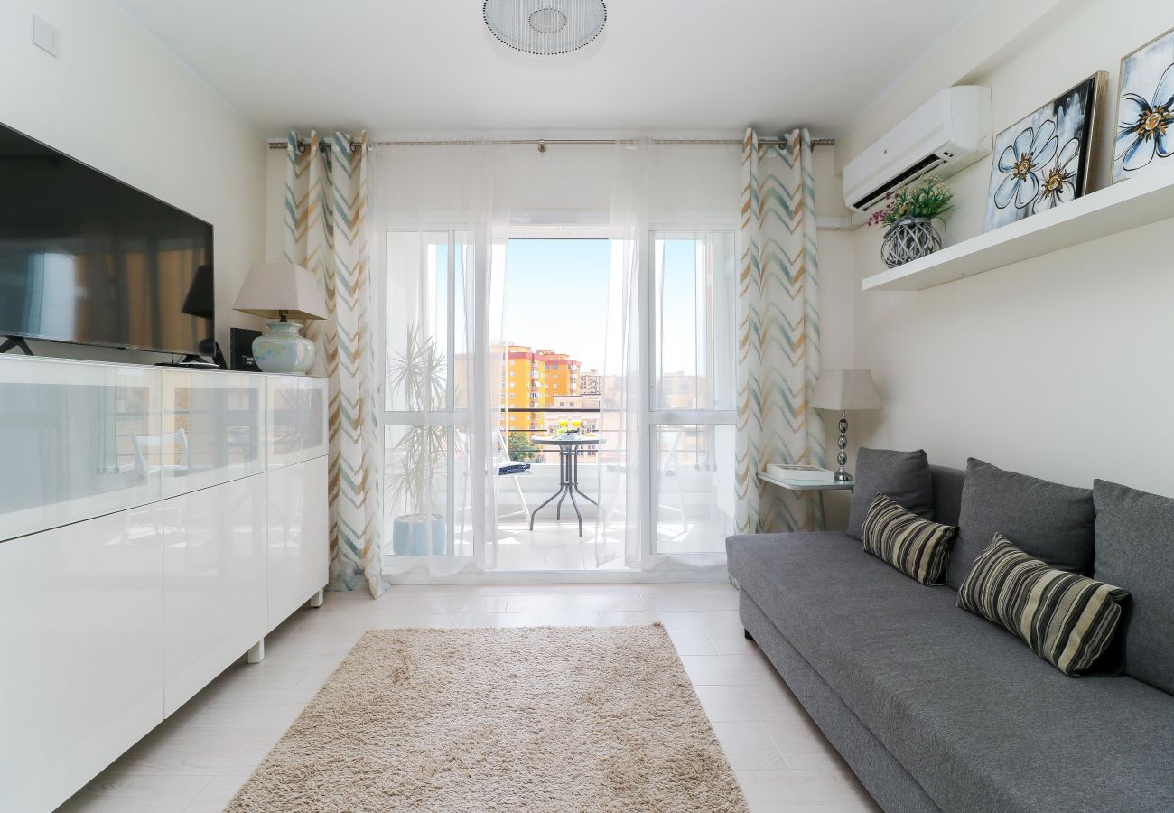 Апартаменты на Фуэнхирола / Fuengirola - Modern apartment in Fuengirola - central location