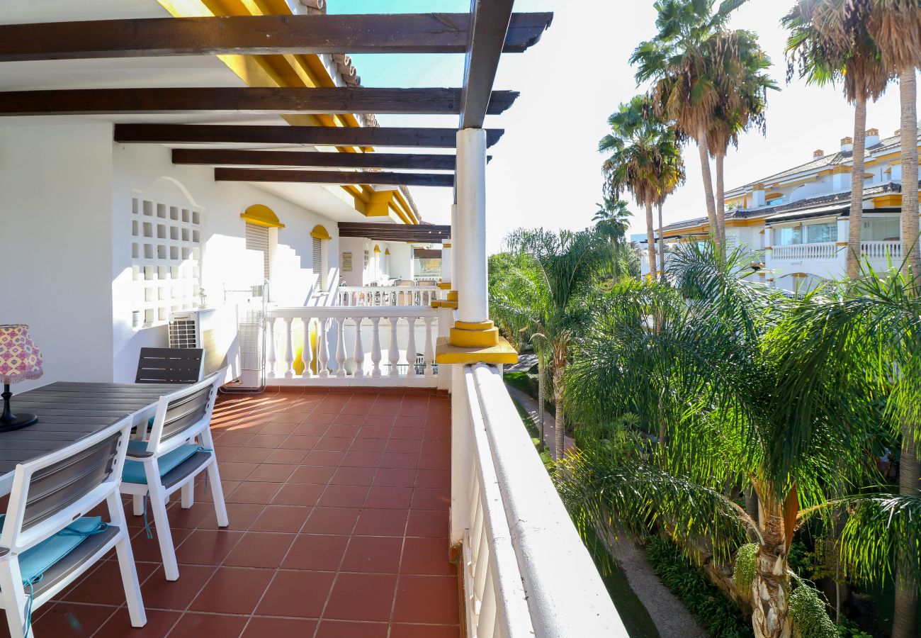 Апартаменты на Nueva andalucia - Dama de Noche apartment near Puerto Banus