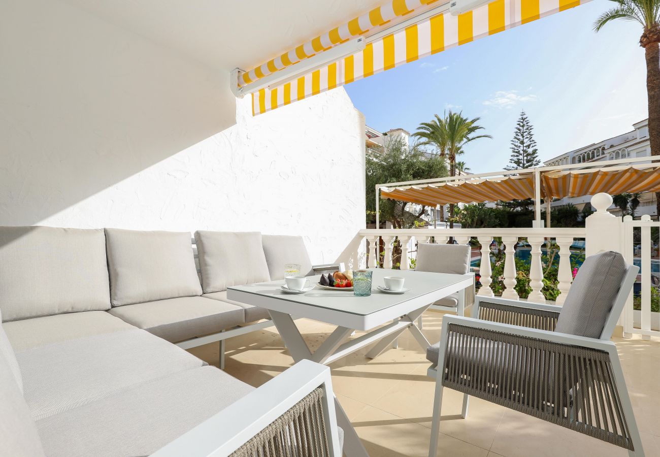 Апартаменты на Марбелья / Marbella - Luxury apartment with pool view - Playa Real beachfront