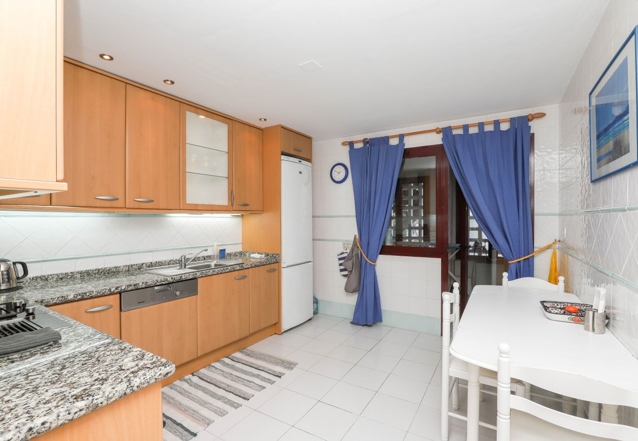 Апартаменты на San Pedro de Alcántara - 3-bedroom apartment in Noray - San Pedro beach