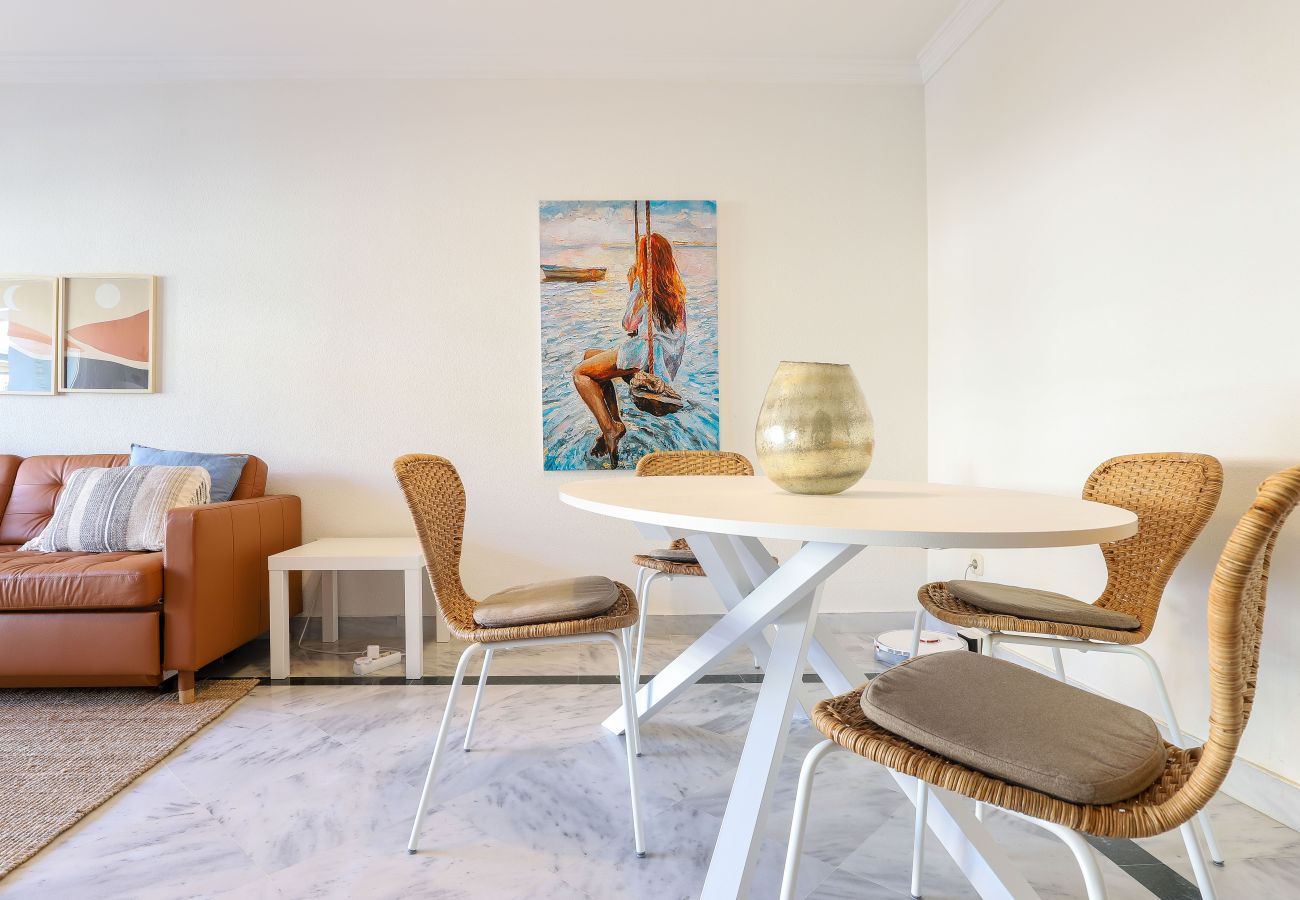 Апартаменты на Nueva andalucia - Modern apartment near Puerto Banus