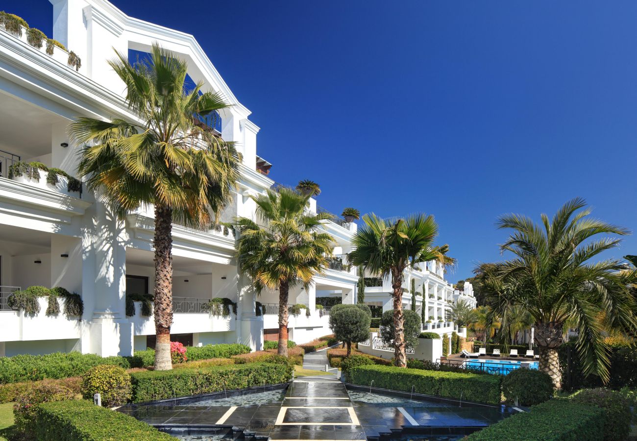 Апартаменты на Estepona - Doncella Beach luxury apartment