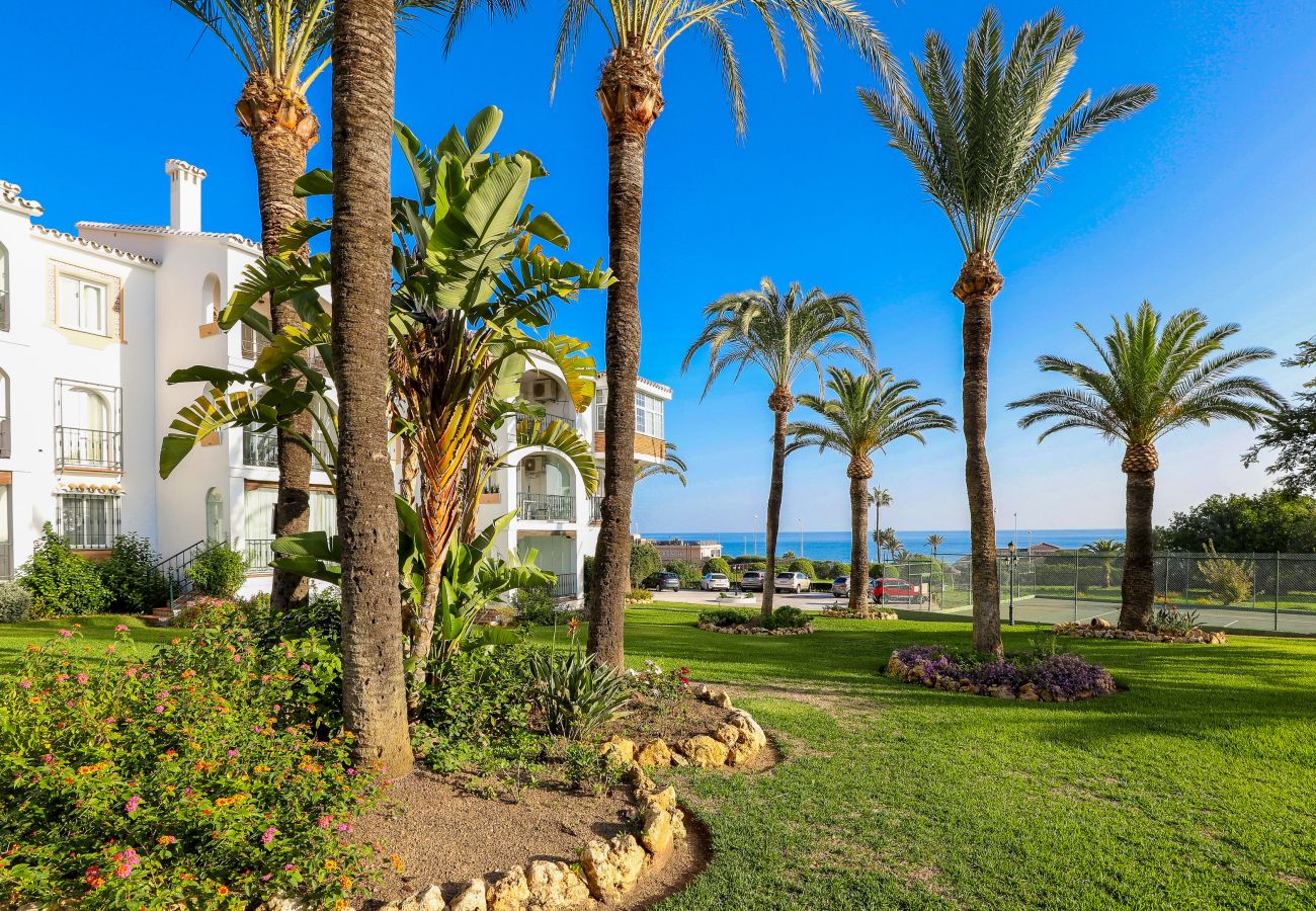 Апартаменты на Mijas Costa - Bahia Playa, fantastic views, beach 5 mins walk